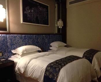 Miaozu Buyi Hotel Phượng Hoàng cổ trấn Ngoại thất bức ảnh
